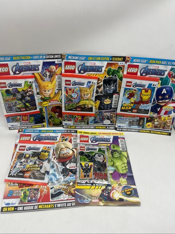 Lot de 5 livres D’activités Magazines Lego Avenger Avec leurs figurines Neuf