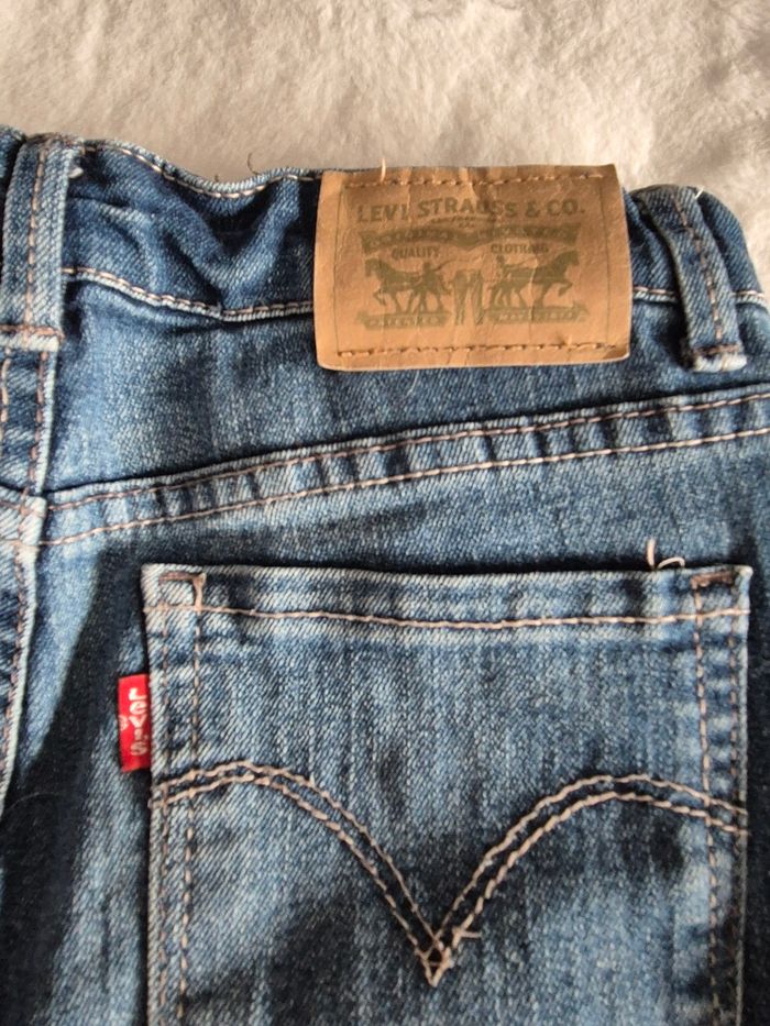 Jean Levi's 710 12 ans - photo numéro 3