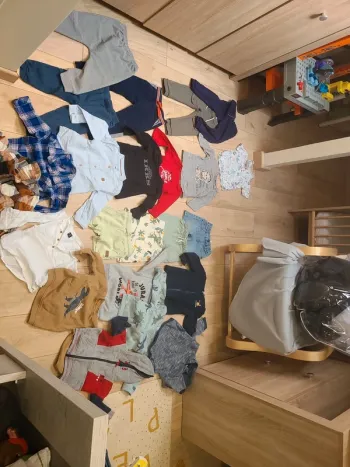 Lots vetements 23 et 24 mois garcon