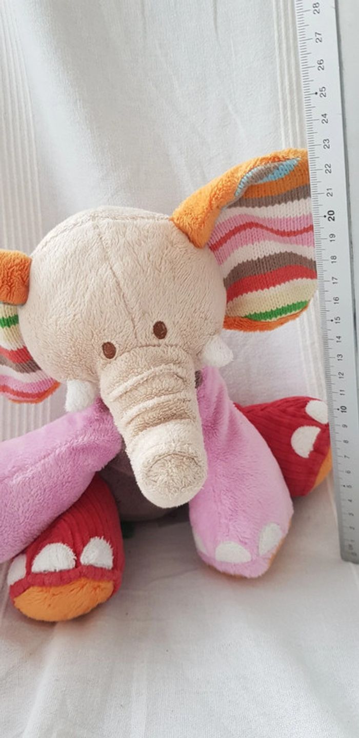 Éléphant  happy horse - photo numéro 2