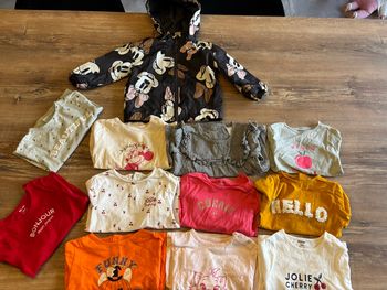Lot vêtements filles 18 mois