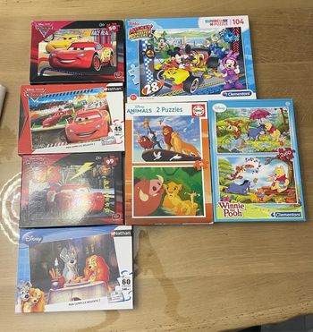 Lot/7 puzzles Disney