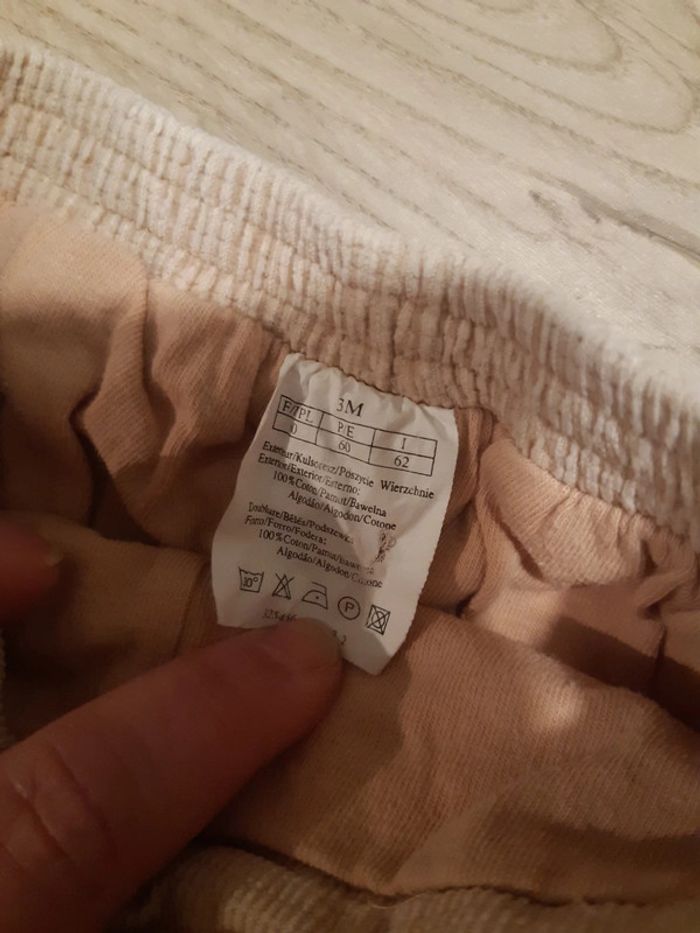 Pantalon beige 3mois TBE - photo numéro 3