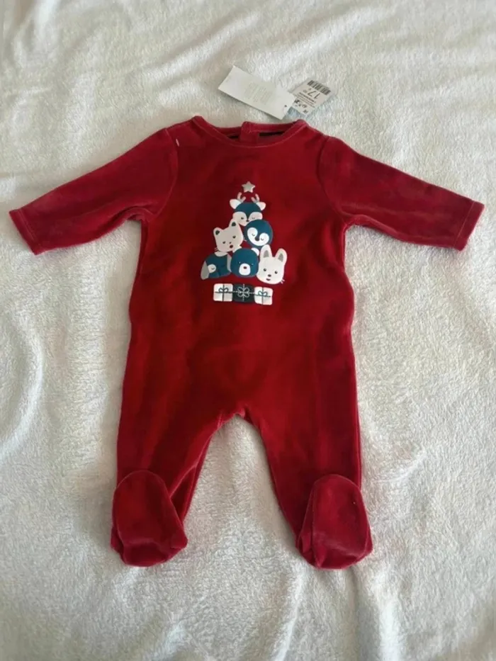 Pyjama de Noël bébé velours rouge Okaïdi Obaïbi 3 mois - photo numéro 2