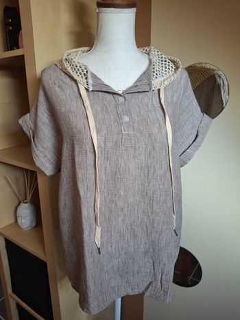 T shirt beige taupe capuche filet neuf