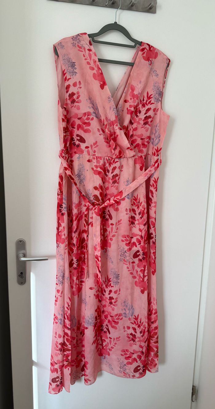 Robe longue à fleurs avec fente devant  XL