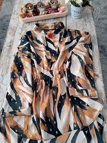 Blouse fabrique en France  avec reglet or