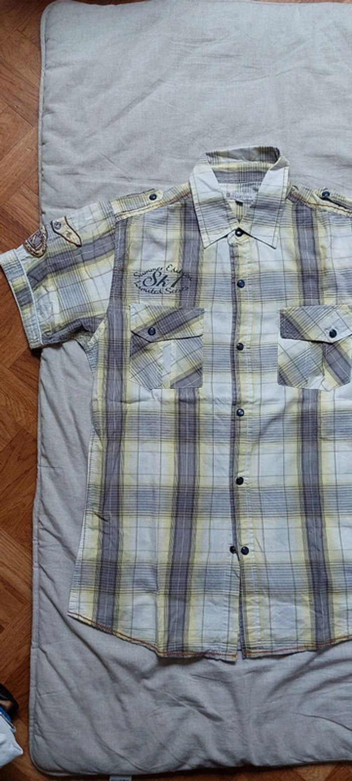Chemise manches courtes garçon taille S - photo numéro 2
