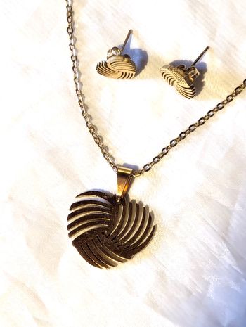 Parure Bijoux Cœurs Effilochés Bords Amour Bijoux Dorés Fantaisies Femmes