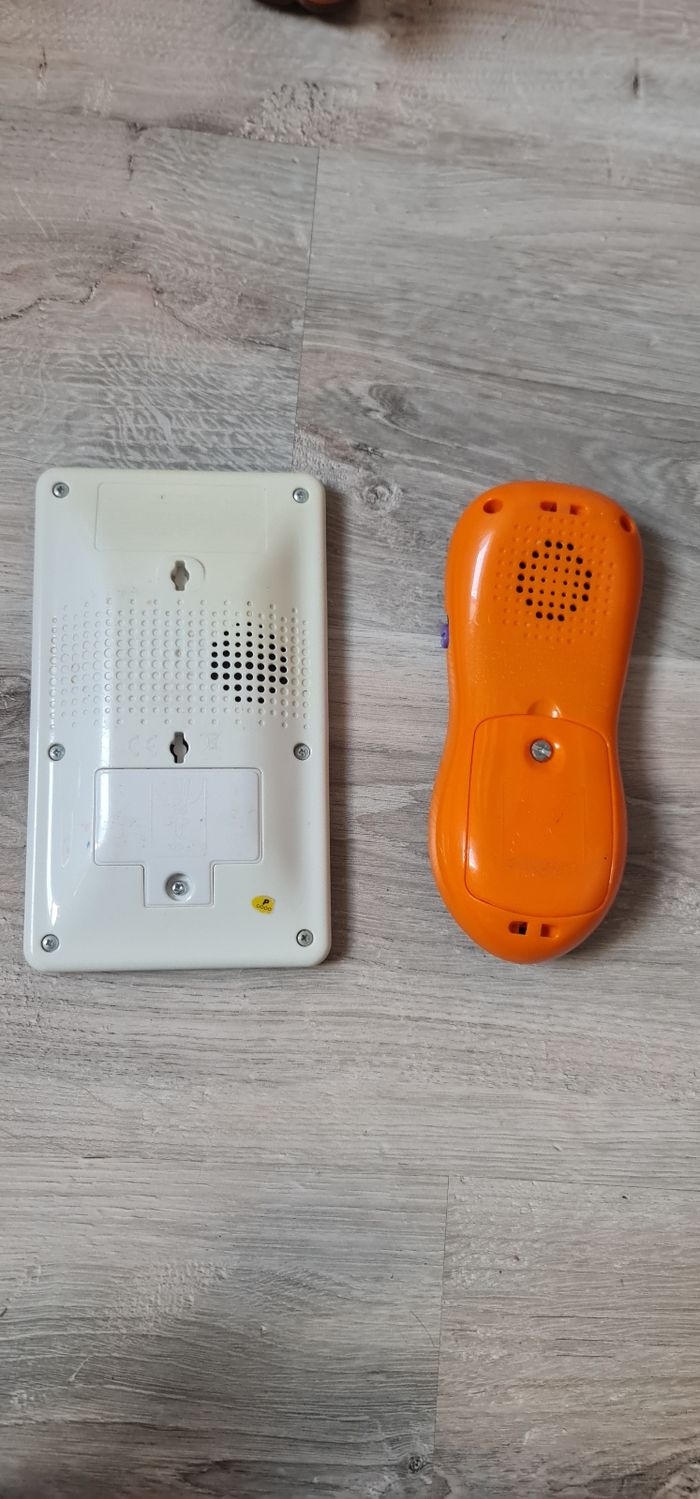 Jouets d'éveil tablette et télécommande vtech - photo numéro 4