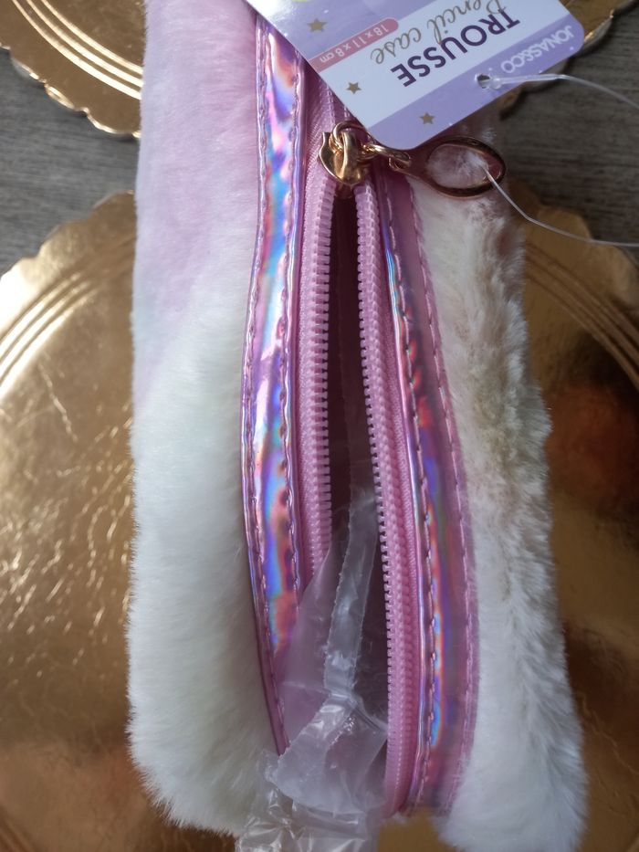 Lot pochettes neuves petite fille cadeau Noël fille - photo numéro 5