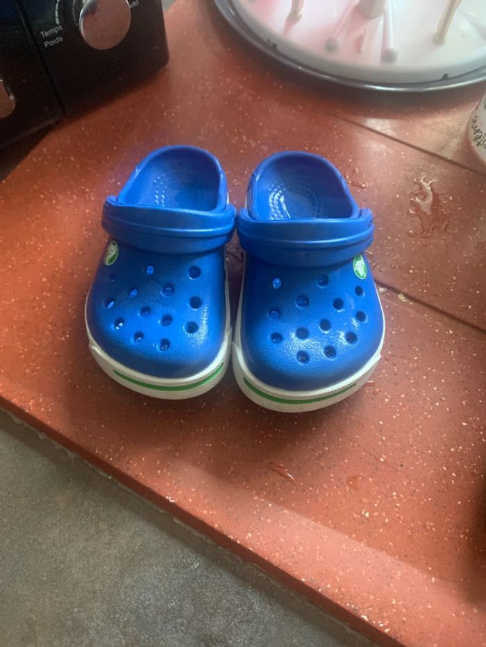 Crocs