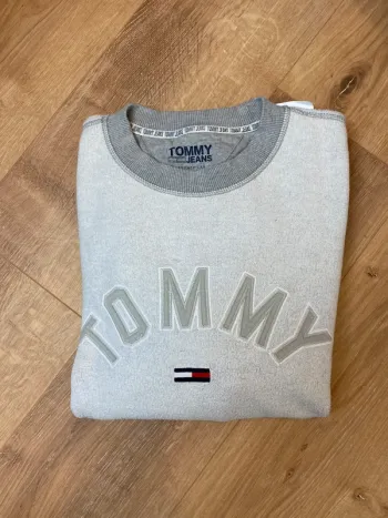 Sweat Tommy H Gris T.L