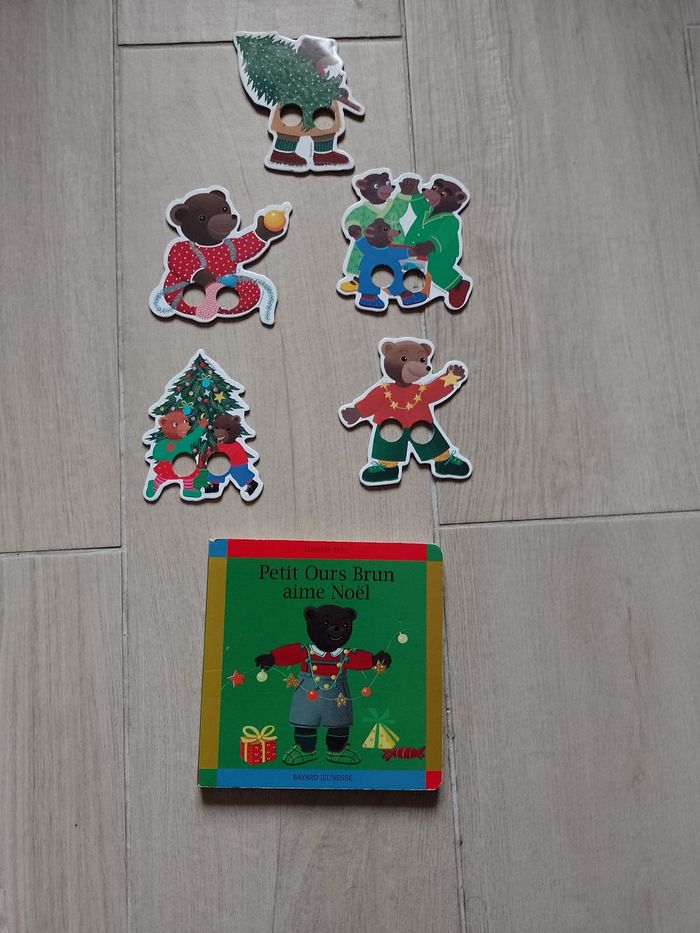 Petit Ours 🐻 Brun  aime Noël 🌲