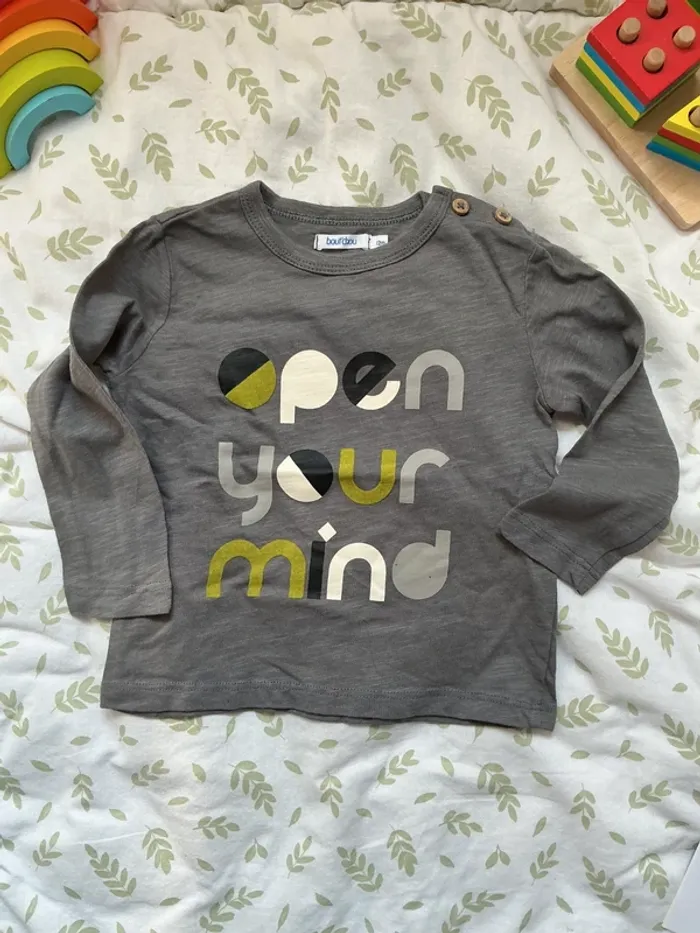teeshirt manches longues gris inscription devant bout'chou 12 mois - photo numéro 3