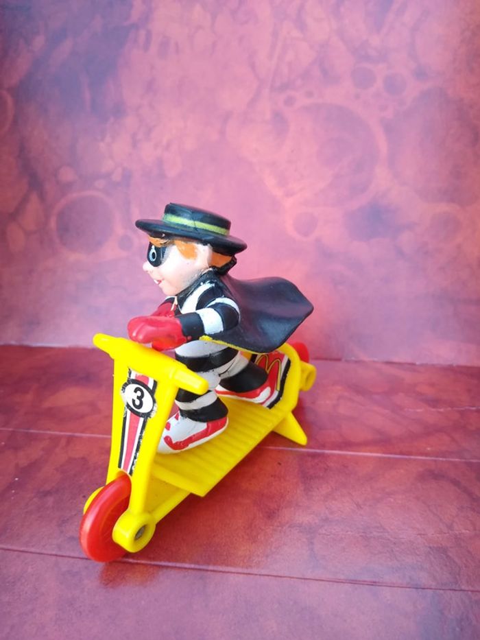 Figurine vintage McDonald's année 90 - photo numéro 2