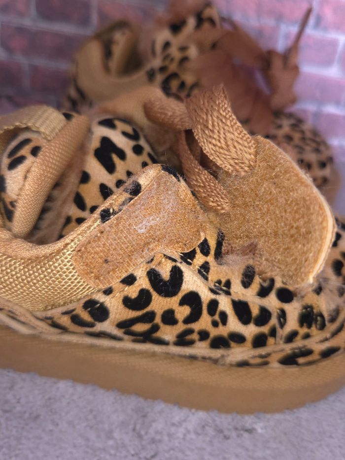 Baskets polaires filles léopard tendances - Taille 23 - NEUVES 🌟 - photo numéro 2