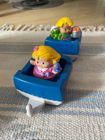 Wagons little people