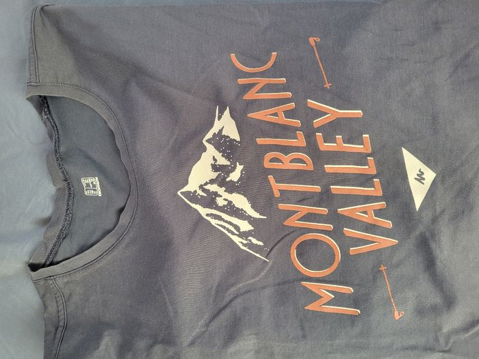 Tee-shirt