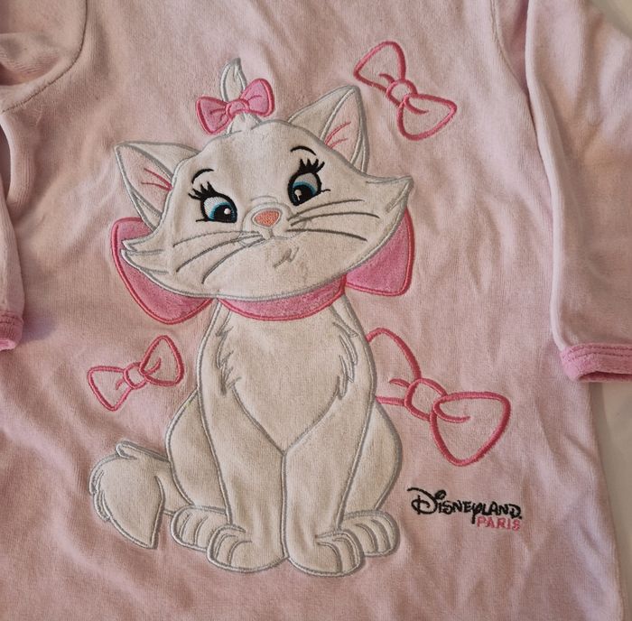 Pyjama  Disneyland Paris  Marie aristochat  taille 12/18 mois. - photo numéro 2