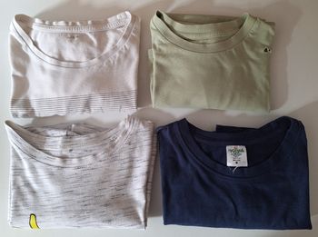 Lot de 4 tee-shirts état satisfaisant taille S