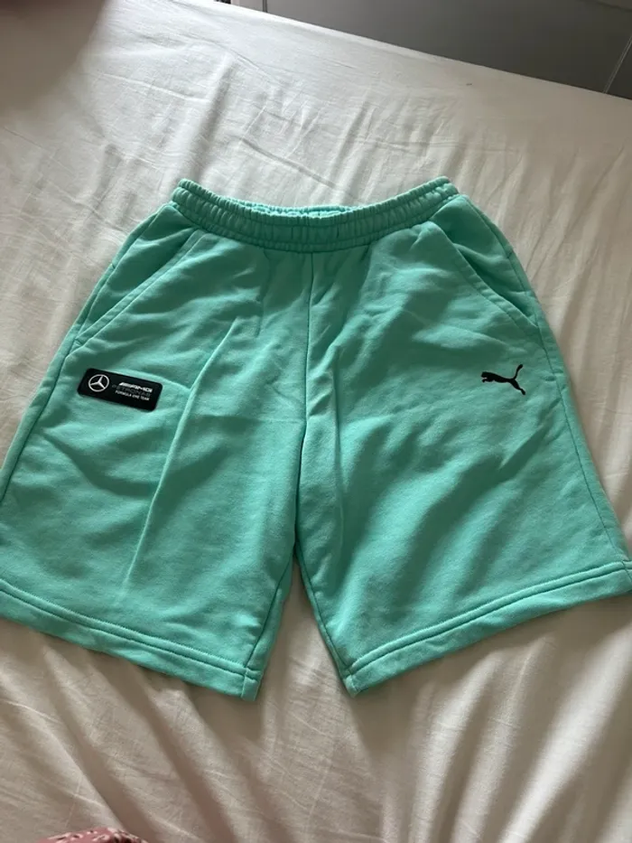 Short puma Mercedes amg petronas formula one team