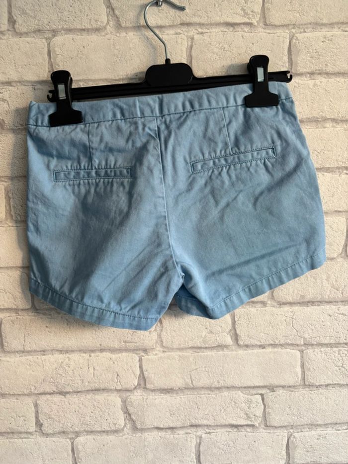 Short uniqlo taille 10 ans - photo numéro 2