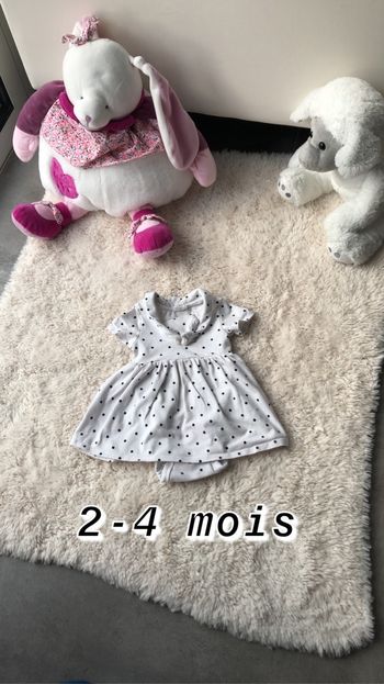 Robe 2-4 mois