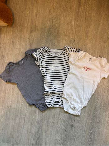 Lot 3 bodies kiabi 36 mois