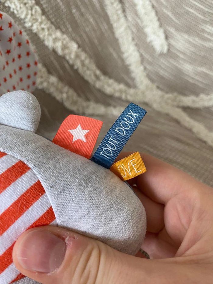 Peluche doudou 18cm tape à l’œil lapin gris bleu et orange étoile rayures très bon état - photo numéro 4