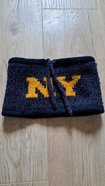 Tour de cou TBE Kiabi