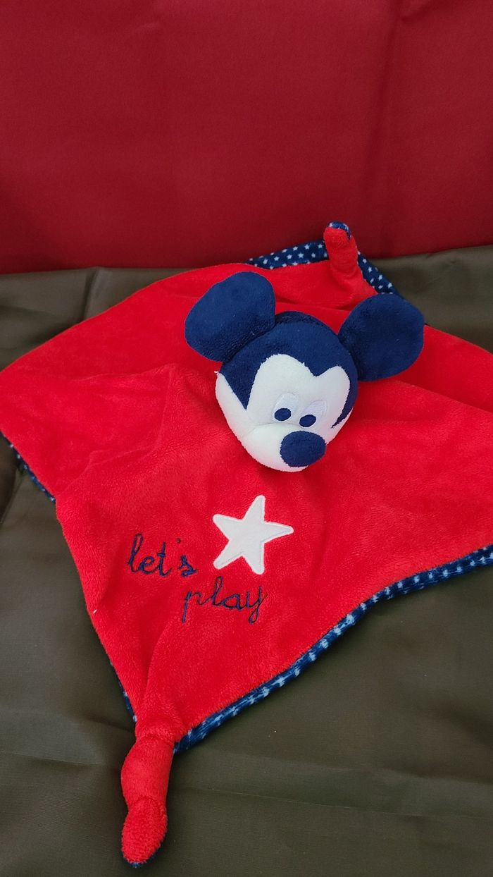 Doudou Souris Mickey Plat Rouge Bleu Etoile Let’s Play NICOTOY DISNEY
