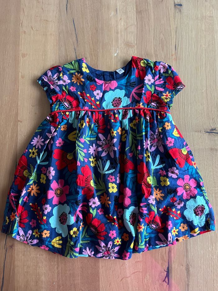 Ensemble fleuris été - robe + veste taille 12 mois - photo numéro 2