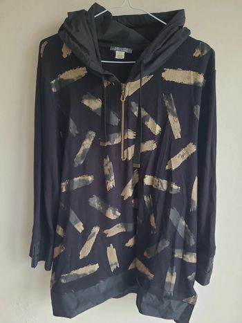 👚Sweat fin a capuche taille XL👚