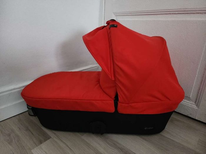 Cybex