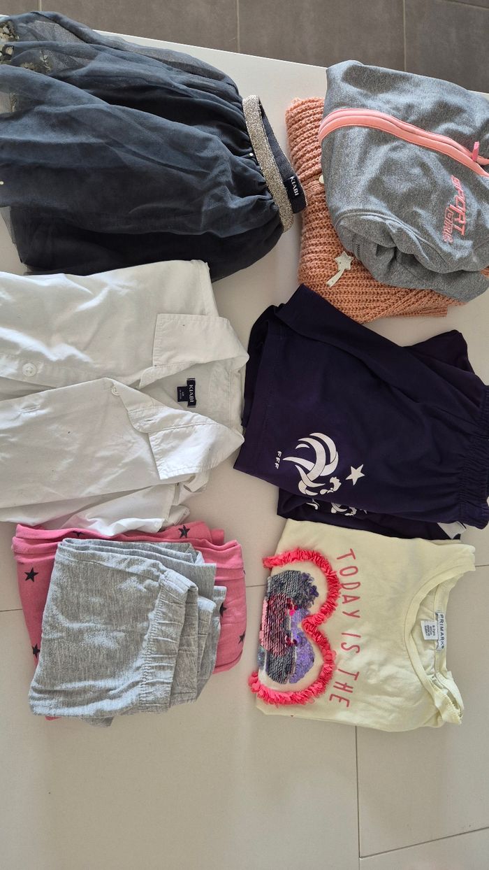Lot vêtements fille