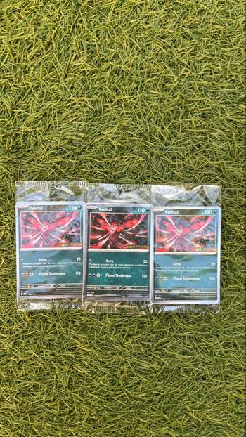 Lot de trois cartes Yveltal 088/132 STAMP me01 Mega évolution Pokémon