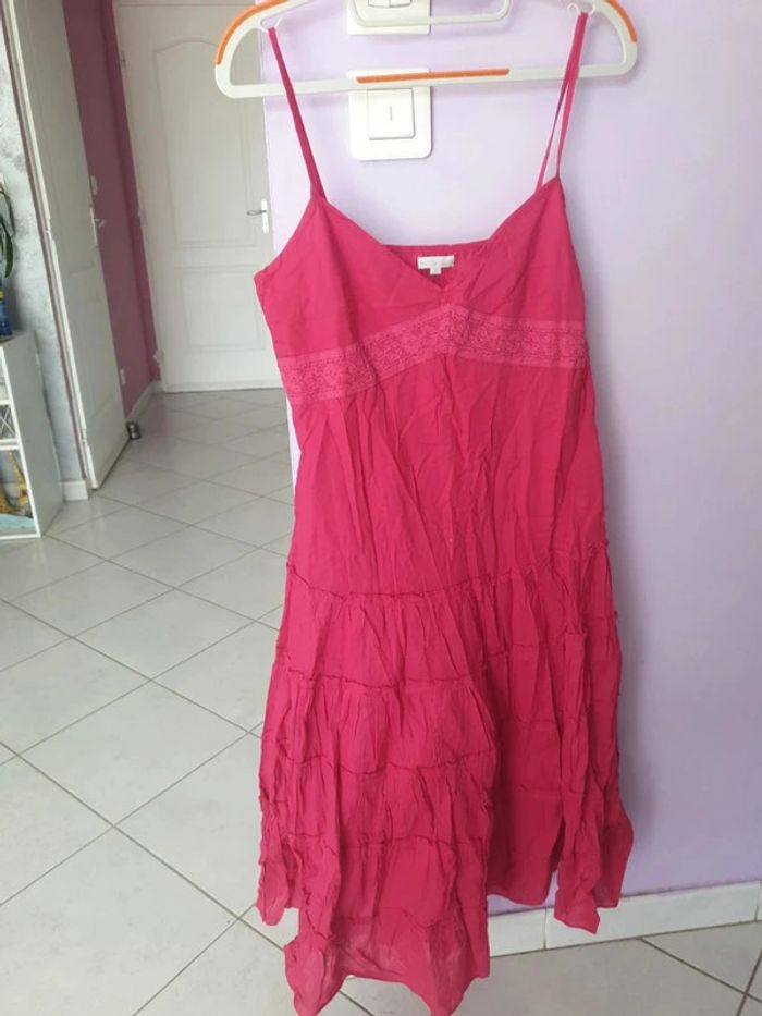 Jolie robe d'été - photo numéro 3