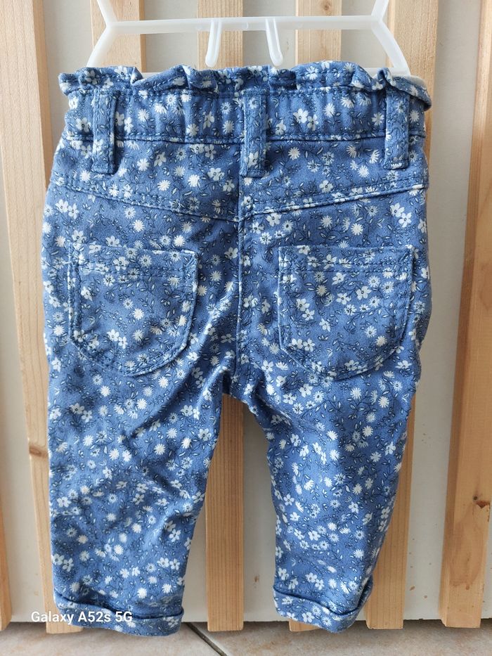 Pantalon fille 3 mois - photo numéro 2