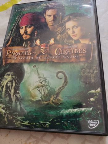 Pirates des caraïbes le secret du coffre maudit