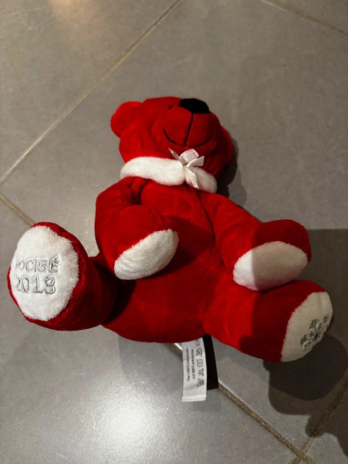 Peluche Ours - Nocibé - 2013 - Dimensions: 26 cm * 20 cm - Rouge & Blanc - photo numéro 2