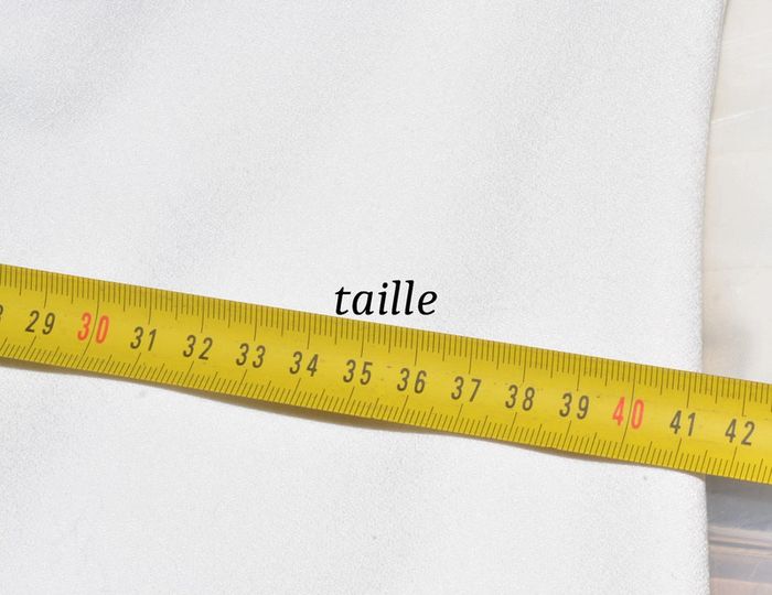 robe élégante blanche crème uni doublée col V dentelle et transparence taille M - photo numéro 6