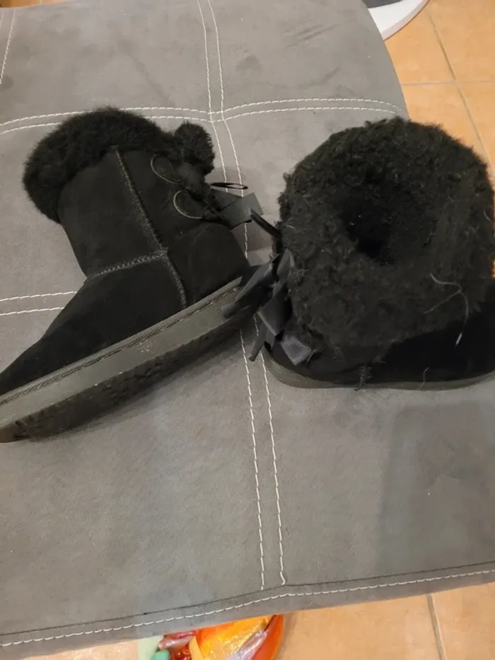 Bottines noires fourrées - photo numéro 3