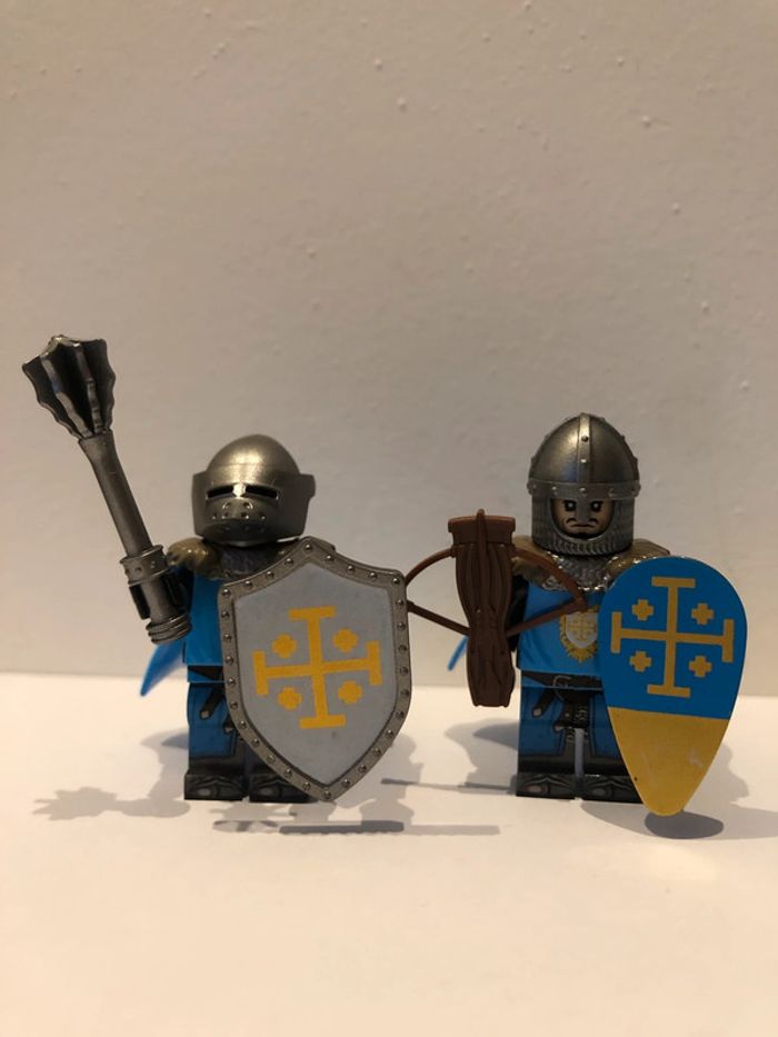 Figurine type lego 4 soldats templiers. Templiers - photo numéro 5