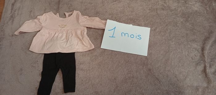 Ensemble fille 1 mois