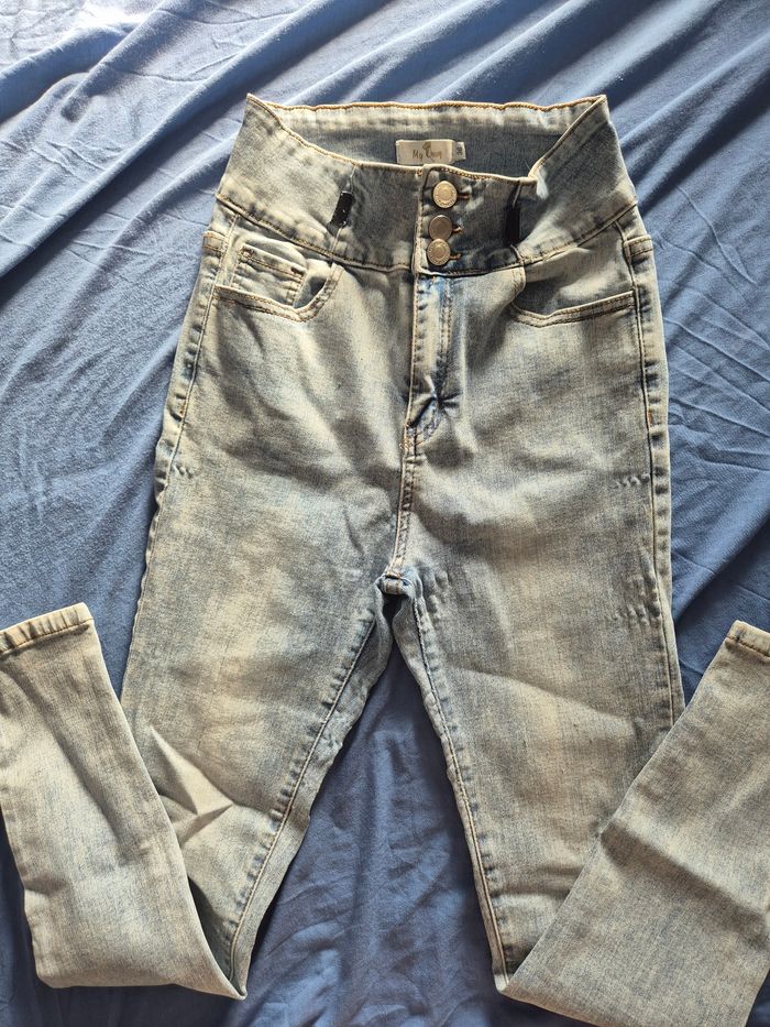 Jeans taille haute