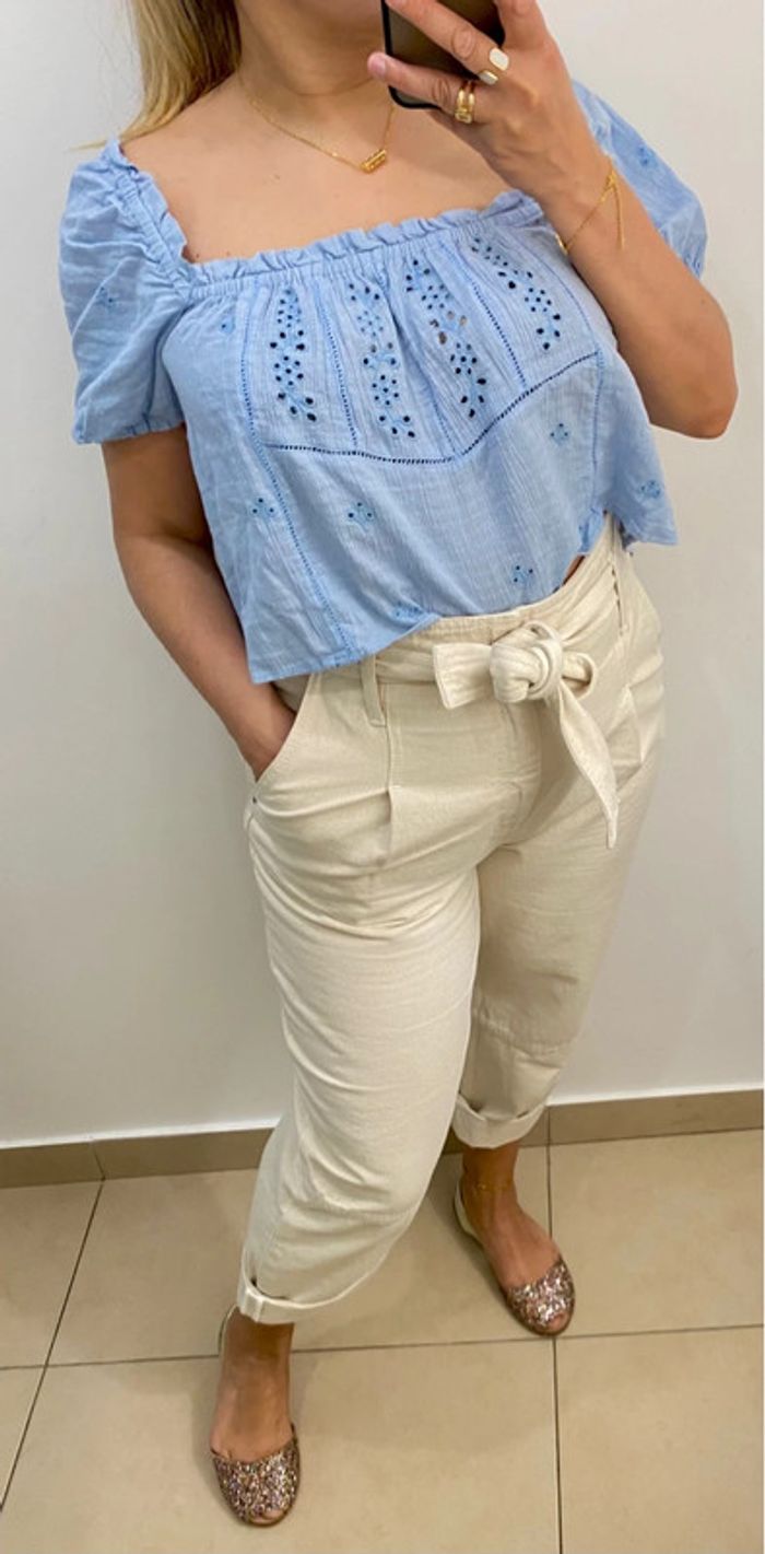 Blouse ZARA courte brodée Taille M-L - photo numéro 4