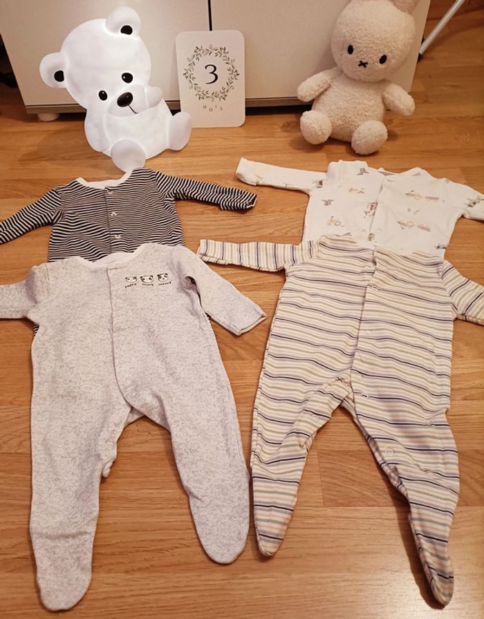 Grenouillères 6-9 mois