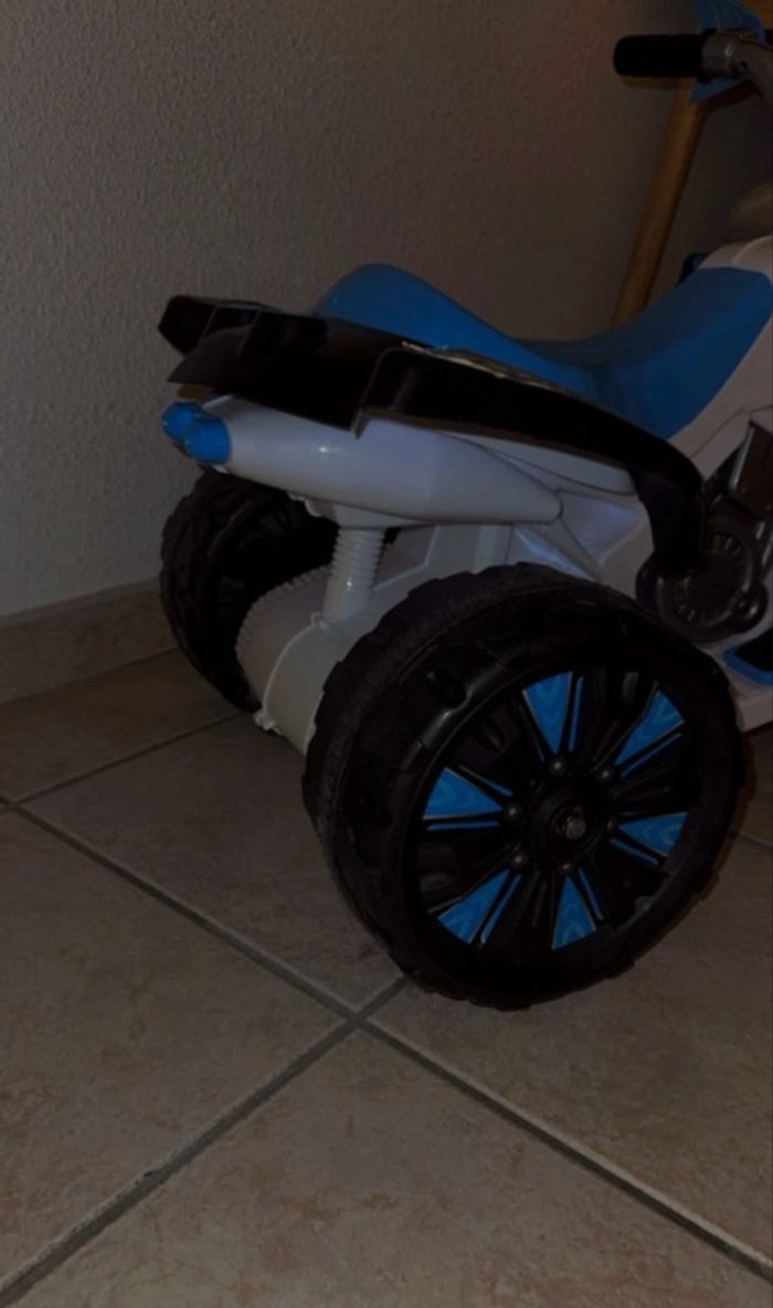 Quad électrique - photo numéro 2