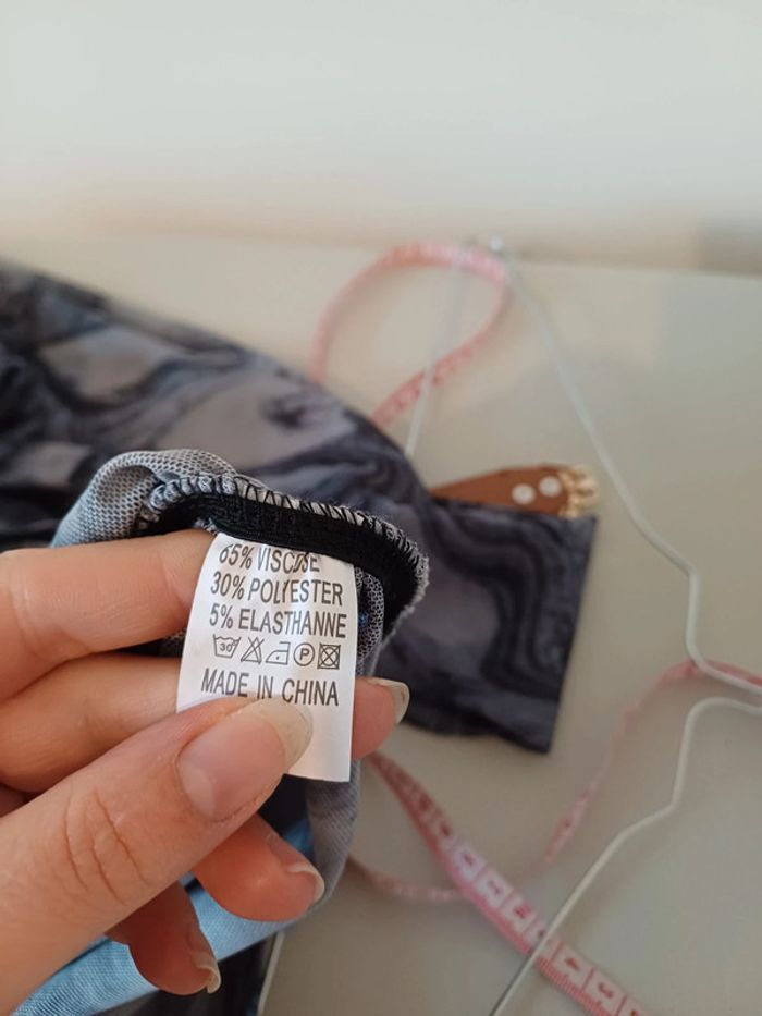 Robe grise moulante transparente neuve By Swan taille S 36 - photo numéro 11